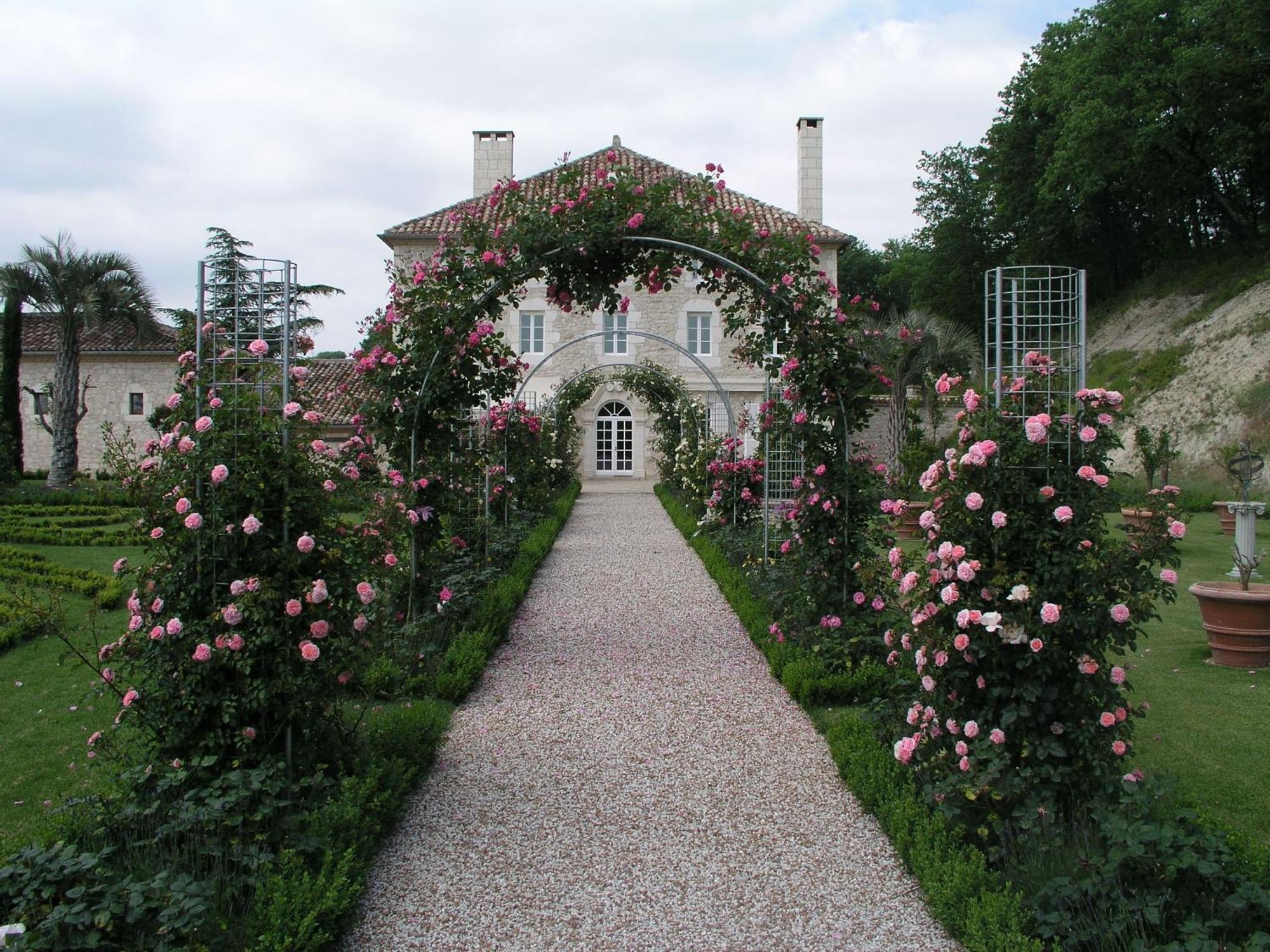 Chateau Lecusse - La Grande Roche - Hotel, Spa, Boutique & Restaurant Broze Zewnętrze zdjęcie