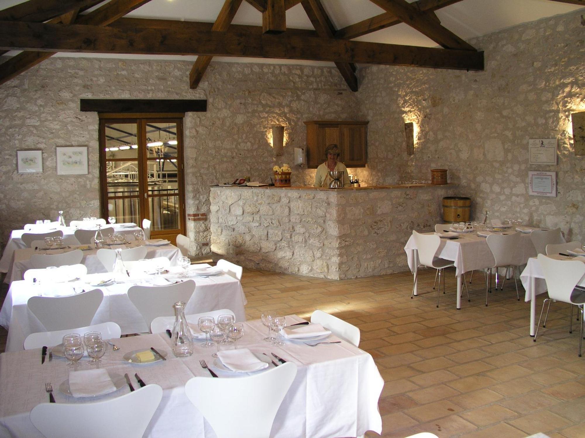 Chateau Lecusse - La Grande Roche - Hotel, Spa, Boutique & Restaurant Broze Zewnętrze zdjęcie